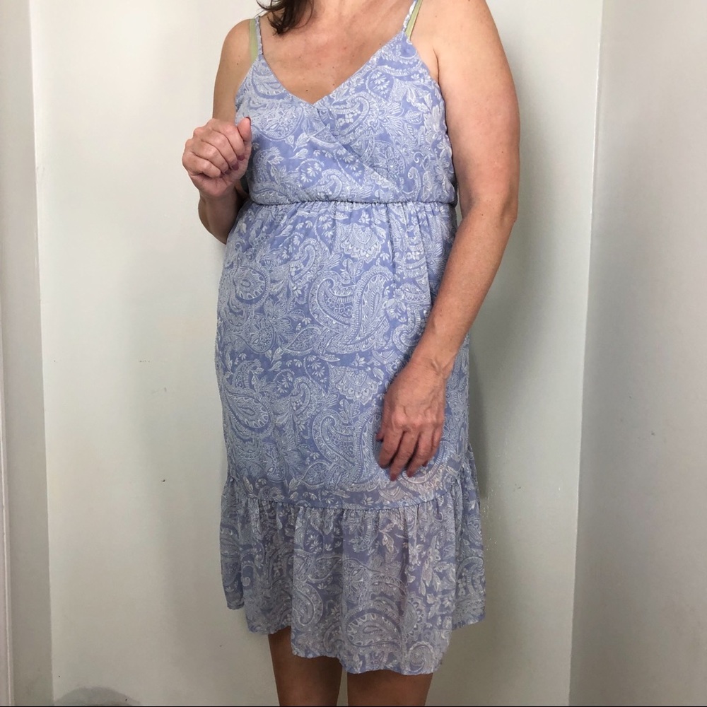 SOLD🛒 LAVENDER AND PAISLEY MIDI DRESS